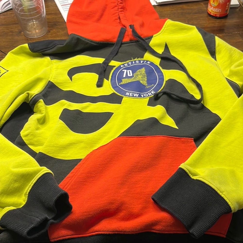Artistic hoodie size large never worn.